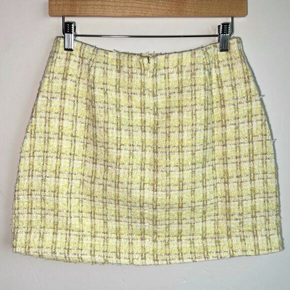 Rumored Coco Mini Skirt Yellow Shimmer Tweed Size 8 NWT Preppy Parisian - Picture 3 of 8